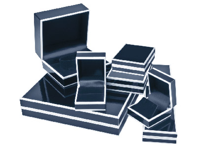 Caja Para Gargantilla De Color Negro Monocromático - Imagen Estandar - 3